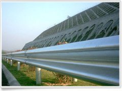 為什么要在公路上安裝波形護欄板？